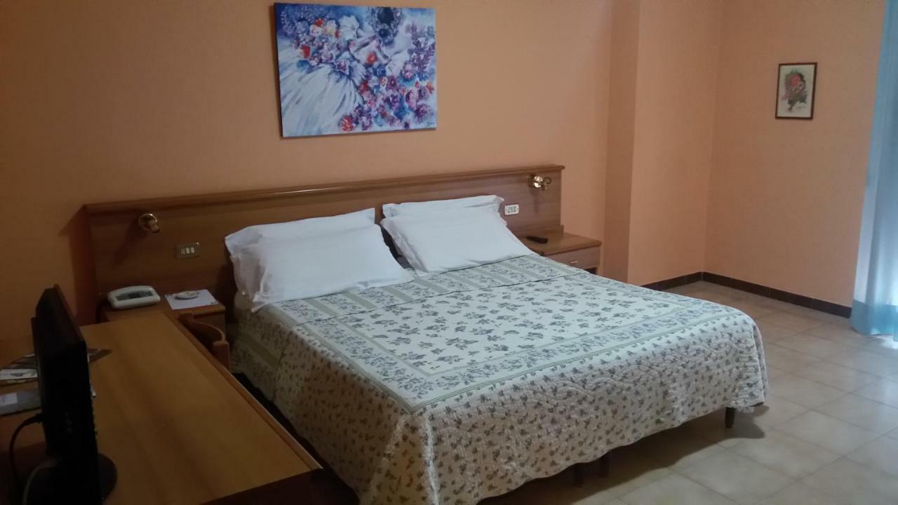 Hotel Salus Salice Terme Dış mekan fotoğraf