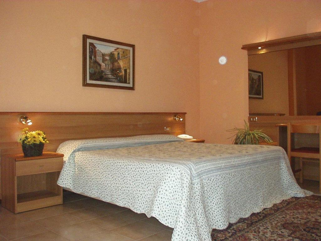 Hotel Salus Salice Terme Oda fotoğraf